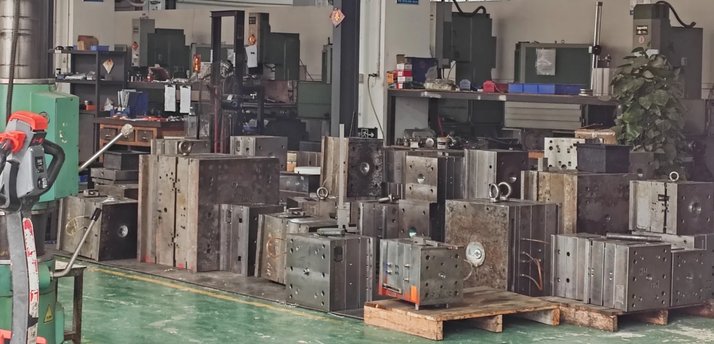 JoyMould Tooling Department with High-Precision CNC Milling Centers